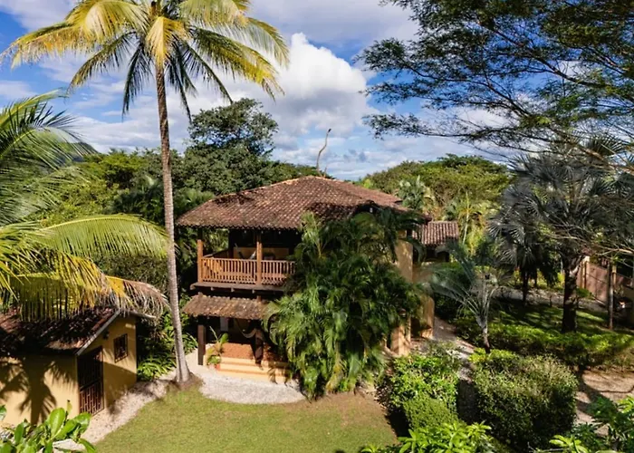 Casa Viking 2br Surf & Getaway, 10 Min Walk To * Playa Grande